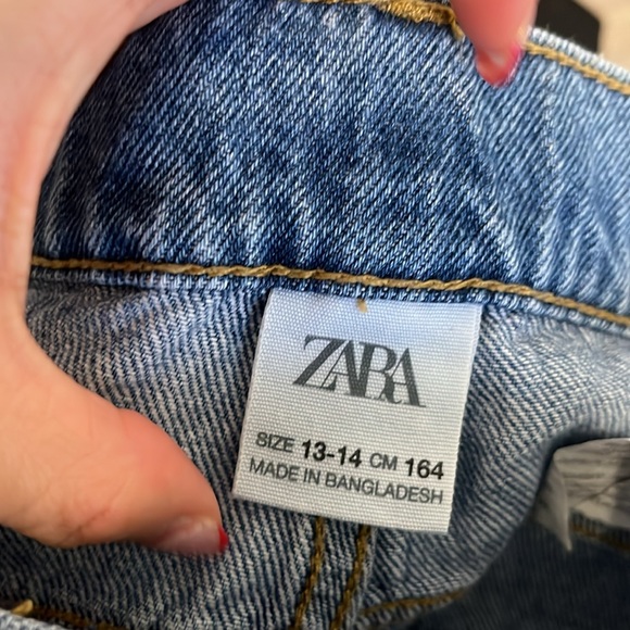 Zara Denim Jorts - Picture 3 of 3